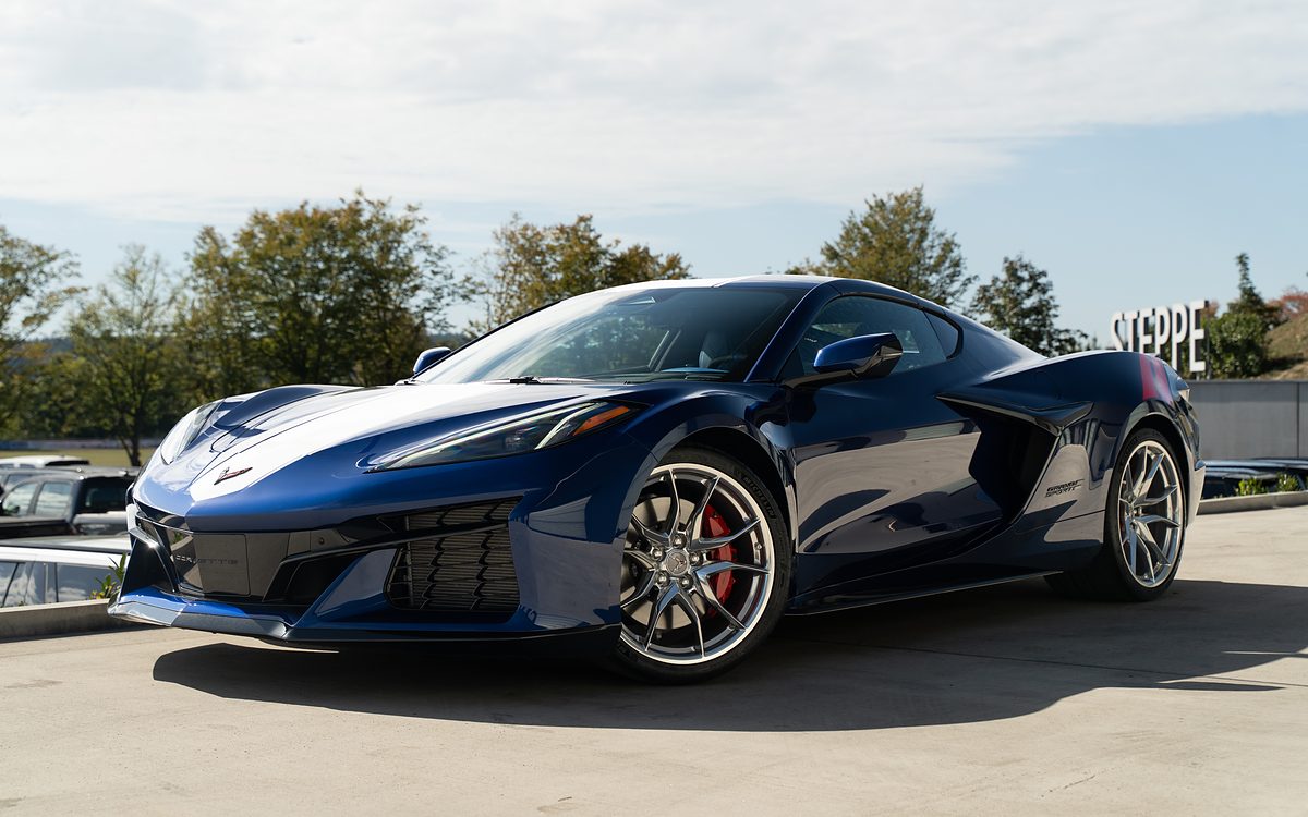 Corvette Grand Sport 2027 auf dem Gelände des Autohaus Steppe